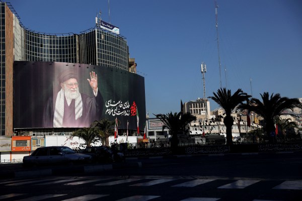 Ο πόλεμος ΗΠΑ – Ισραήλ εναντίον Ιράν φέρνει το τέλος της αυταπάτης