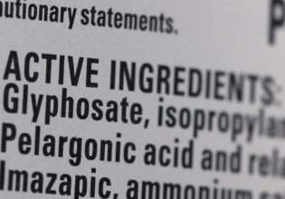 Σταυροδρόμι για τη Bayer: χιλιάδες αγωγές στις ΗΠΑ για τη γλυφοσάτη