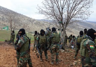 Διαψεύδουν οι Κούρδοι του Ιράκ σενάρια εμπλοκής τους στον πόλεμο του Ιράν – Τουρκική ανησυχία