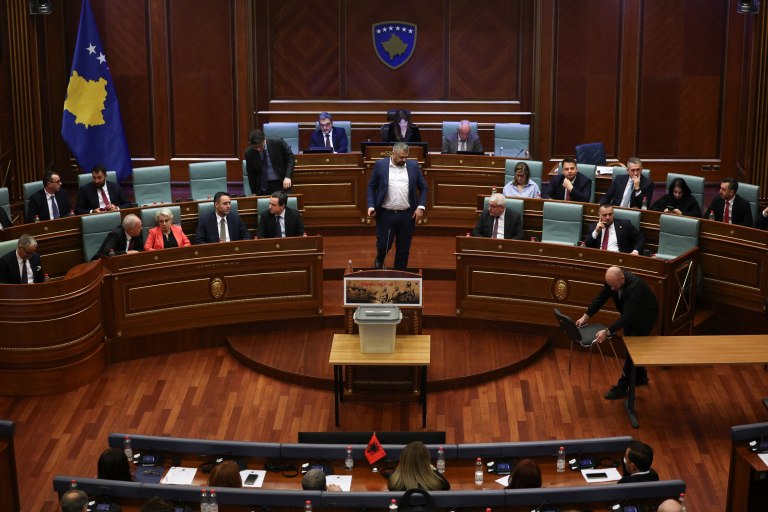 Κόσοβο: Η πρόεδρος του Kοσόβου διαλύει το κοινοβούλιο και προκηρύσσει πρόωρες εκλογές