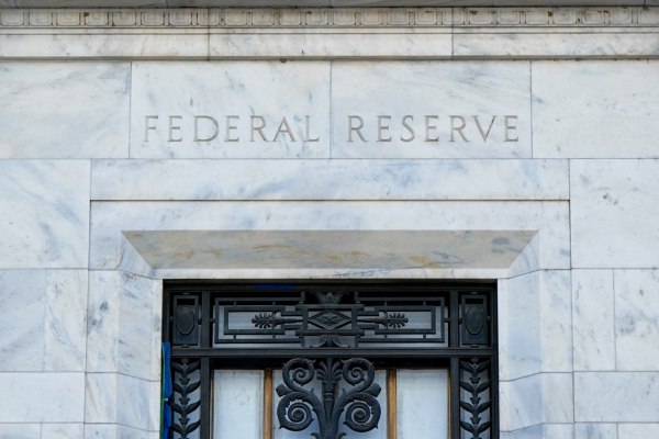Fed: Αμετάβλητα τα επιτόκια για δεύτερη συνεχόμενη συνεδρίαση