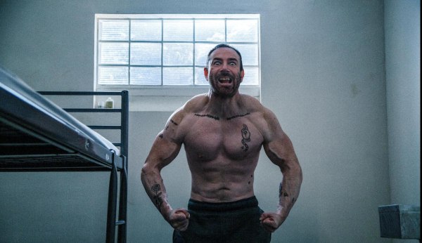 «Γύρισα μια ταινία εξ ολοκλήρου μέσα σε ένα κελί φυλακής»