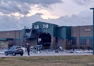 ΗΠΑ: Ισχυρές καταιγίδες και ανεμοστρόβιλοι έπληξαν το Μίσιγκαν – Tουλάχιστον 4 νεκροί