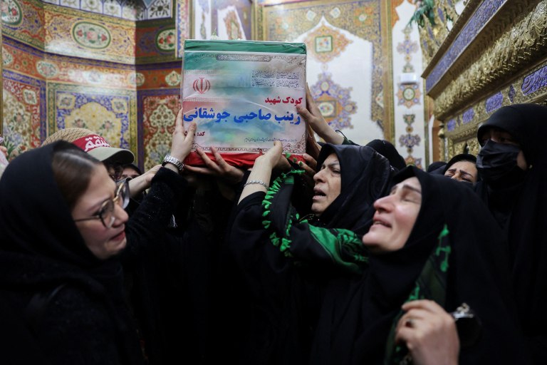 Ιράν: Ποιος δικαιούται να βομβαρδιστεί;