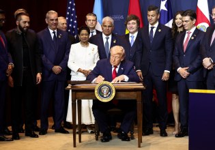 Στρατιωτικό συνασπισμό για την εξάλειψη των καρτέλ στη Λατινική Αμερική ανακοίνωσε ο Τραμπ