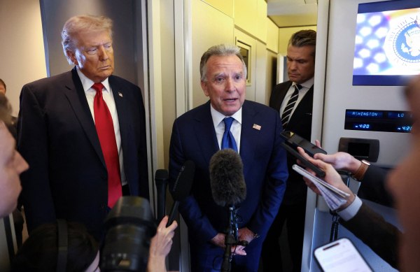 Προσπάθεια να ανοίξει δίαυλος ανάμεσα σε ΗΠΑ και Ιράν – Ουάσιγκτον και Τεχεράνη ερίζουν ποιος έκανε την αρχή