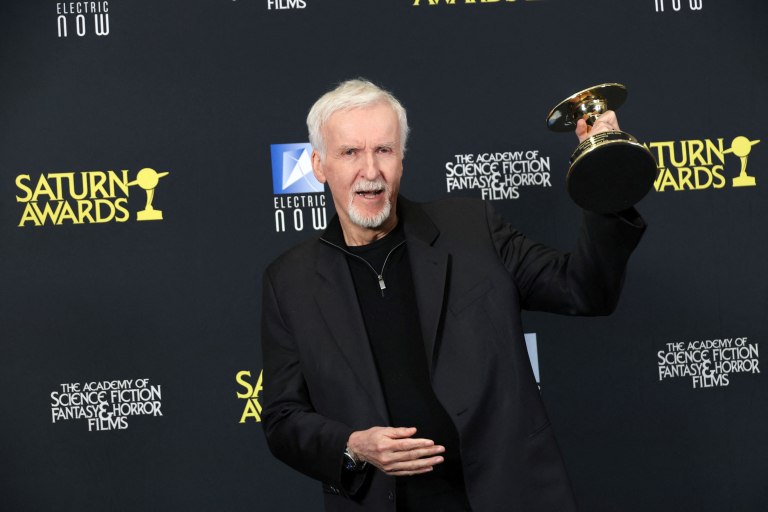 Πώς γίνεται τα 1.5 δισ. του Avatar: Fire and Ash να μην θεωρούνται επιτυχία; Τι βλέπει ο Τζέιμς Κάμερον για το μέλλον του franchise