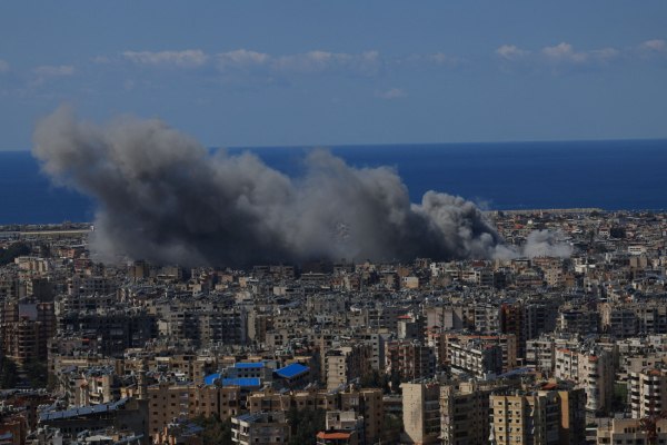 Νέος συναγερμός στο Ισραήλ για επίθεση του Ιράν – Πλοίο βομβαρδίστηκε στο ιρανικό κομβικό λιμάνι Μπαντάρ Αμπάς