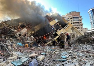 «Εμείς θα αποφασίσουμε πότε θα τελειώσει ο πόλεμος», λέει το Ιράν στον Τραμπ – Συνεχίζονται οι επιθέσεις