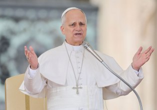 Το μήνυμα του Πάπα Λέοντα στους χριστιανούς πολιτικούς ηγέτες που κάνουν πολέμους: Να εξομολογηθείτε