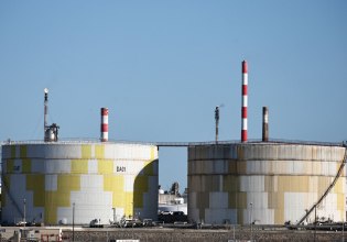 Ιαπωνία: Θα απελευθερώσει 80 εκατ. βαρέλια από τα αποθέματα πετρελαίου της