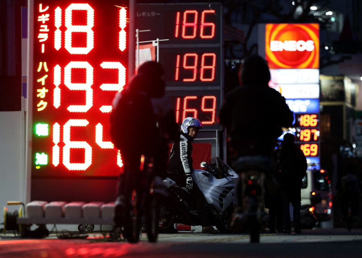 Ο πόλεμος στο Ιράν προκαλεί σοκ στην παγκόσμια οικονομία – Και ο Τραμπ δεν έχει επιλογές