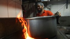 Νέα συλλογική σύμβαση στον επισιτισμό: Αυξήσεις στα όρια του κατώτατου μισθού