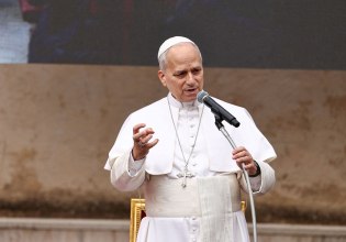 Πάπας Λέων: Οι δημοσιογράφοι πρέπει να παρουσιάζουν τον πόλεμο με το βλέμμα των θυμάτων