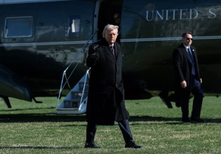 Γιατί ο πρόεδρος Τραμπ διστάζει να εφαρμόσει τους νέους δασμούς που εξήγγειλε