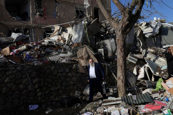 Ισραήλ: Τουλάχιστον 180 τραυματίες από τις ιρανικές πυραυλικές επιθέσεις σε Ντιμόνα και Αράντ