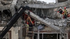 Οποιαδήποτε διέλευση από τα Στενά του Ορμούζ, θα αντιμετωπιστεί σκληρά, λέει το Ιράν – Βροχή πυραύλων στο Ισραήλ