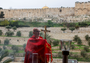 Ισραήλ: Η τελετή αφής του Αγίου Φωτός θα πραγματοποιηθεί αλλά «με συμβολικό και περιορισμένο πλαίσιο»