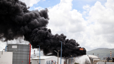 Υπερβολικές και παράλογες οι αμερικανικές προτάσεις, λέει το Ιράν – Στις φλόγες διυλιστήριο στη Χάιφα