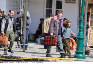 Μπραντ Πιτ: Ποιο είναι το κορίτσι που υποδύεται την κόρη του και είναι αχώριστοι στην Ύδρα