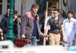 Μπραντ Πιτ: Στη Χαλκίδα για τα γυρίσματα – Ακολουθεί το Δημαρχιακό Μέγαρο στην Αθήνα