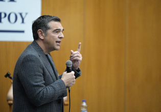 Ινστιτούτο Αλέξη Τσίπρα: Η κυβέρνηση προσφέρει γη, ενέργεια και νερό σε data centers των ΗΠΑ χωρίς κανένα αντάλλαγμα