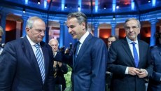 Μαξίμου: Πού αποσκοπούν τα δηλητηριώδη «καρφιά» κατά Καραμανλή – Νέες αιχμές και για Σαμαρά