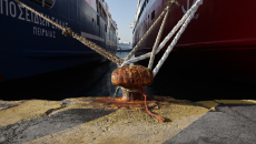 Δεμένα τα πλοία στα λιμάνια – 24ωρη απεργία κήρυξε η ΠΝΟ