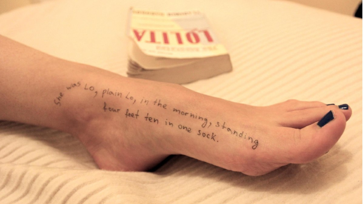 Όλα όσα δεν κατάλαβε ο Τζέφρι Έπσταϊν για την «Λολίτα» του Βλαντίμιρ Ναμπόκοφ