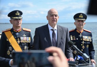 Δένδιας για την 25η Μαρτίου: Τιμάμε αυτούς που διαμόρφωσαν εθνική συνείδηση, μετατρέποντάς την σε επαναστατική πράξη