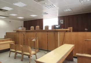 Φρένο στις «κόκκινες» κληρονομιές