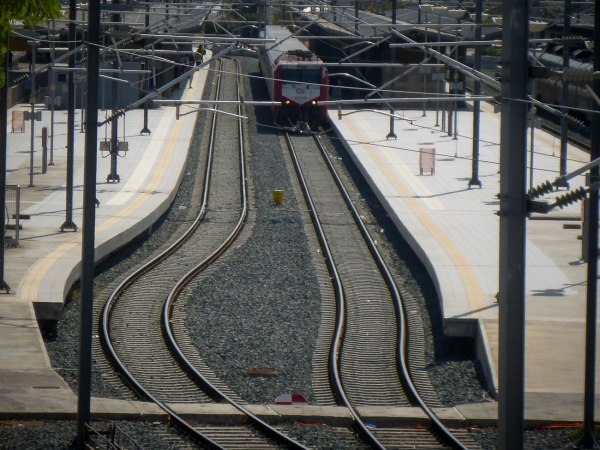 Τέμπη: Με την παρουσία συγγενών θυμάτων αλλά χωρίς το Δημόσιο, η δίκη για τη μη υλοποίηση της σύμβασης 717