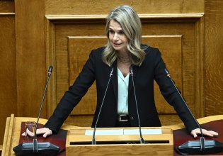 Μιλένα Αποστολάκη: Προσχηματική η δήθεν λύση για την πρώτη κατοικία – Χιλιάδες άνθρωποι έχουν χάσει ήδη τα σπίτια τους