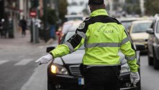 Θεσσαλονίκη: Συνελήφθη οδηγός φορτηγού που επιχείρησε να χρηματίσει αστινομικούς για να γλιτώσει τις κλήσεις