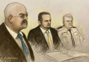 Φυλακή από τα 20, ληστείες, τον υποδύθηκε ο Τομ Χάρντι: Σε δημοπρασία τα έργα τέχνης του Τσαρλς Μπρόνσον