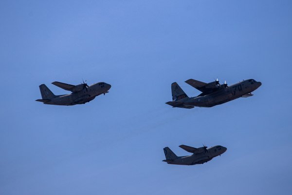 Μαχητικά πέταξαν στον ουρανό της Θεσσαλονίκης – Τι λέει το Γενικό Επιτελείο Αεροπορίας