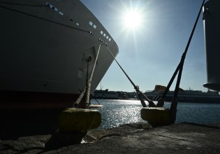 Δένουν κάβους τα πλοία την Πέμπτη, 5 Μαρτίου – 24ωρη απεργία από την ΠΝΟ