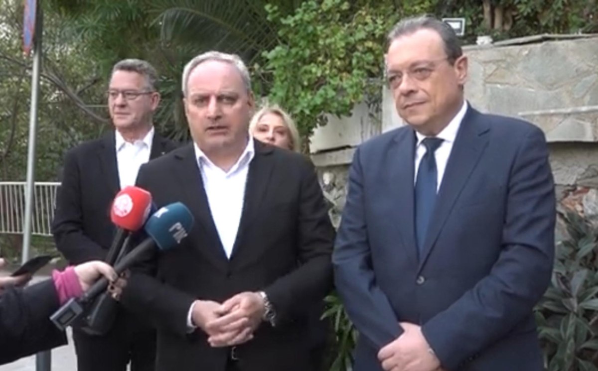 Επικοινωνία Φάμελλου με τον γενικό γραμματέα του ΑΚΕΛ – «Κοινές ανησυχίες για την κατάσταση»