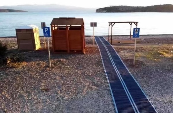 Μεγαλύτερη προσβασιμότητα σε παραλίες του Ναυπλίου