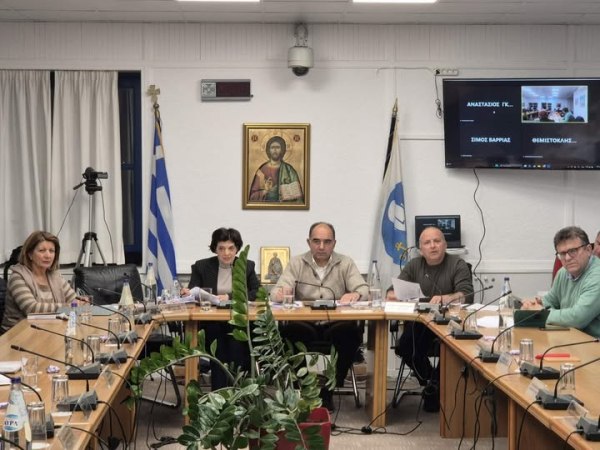 Πάρος: Απόφαση για δημιουργία οργανωμένων δημοτικών χώρων στάθμευσης στην Παροικία