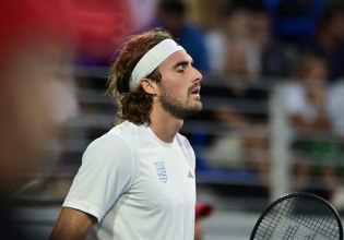 Ο Τσιτσιπάς έμεινε εκτός κορυφαίας 50άδας μετά από οκτώ χρόνια