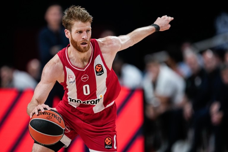 Οριστικό: Χωρίς Γουόκαπ, Λαρεντζάκη ο Ολυμπιακός στη Γαλλία – Μέσα ο Βεζένκοφ και ο Μόρις