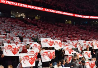 Ερυθρός Αστέρας: Οι «ελληνικές» ευχές για τα γενέθλια του Ολυμπιακού