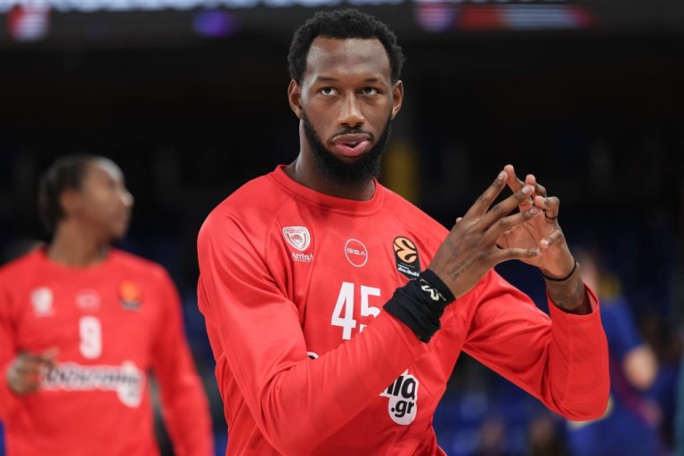 Χολ: «Έχουμε πολύ ταλαντούχα ομάδα – Η Μονακό θα παλέψει παρά τα προβλήματα»