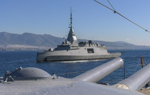 Ραγκούσης και Ματζουράνης: «Η Κύπρος δεν κείται μακράν» – Υπέρ της αποστολής και του ελληνικού στρατού στην Κύπρο