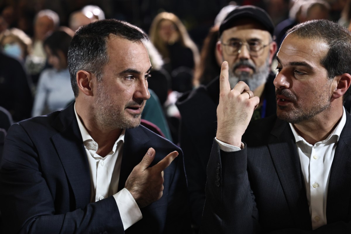 Νέα Αριστερά: Για την επόμενη εβδομάδα η παραίτηση Χαρίτση – Σύμπνοια με Σακελλαρίδη – Στο επίκεντρο η κοινοβουλευτική ομάδα