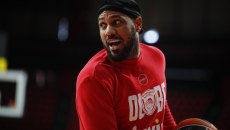 Ολυμπιακός: Χωρίς Βεζένκοφ αλλά με Μόρις η δωδεκάδα για το ματς με την Παρί