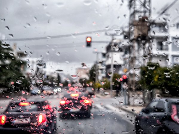 Καιρός: Ξεκίνησε η επέλαση της «Deborah» – Δείτε live την πορεία της κακοκαιρίας