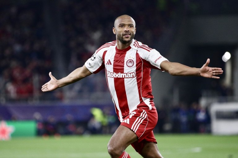 A BOLA: «Ελ Κααμπί, Παυλίδης και Τζόλης στους 30 παίκτες με τις περισσότερες τελικές στο Champions League»