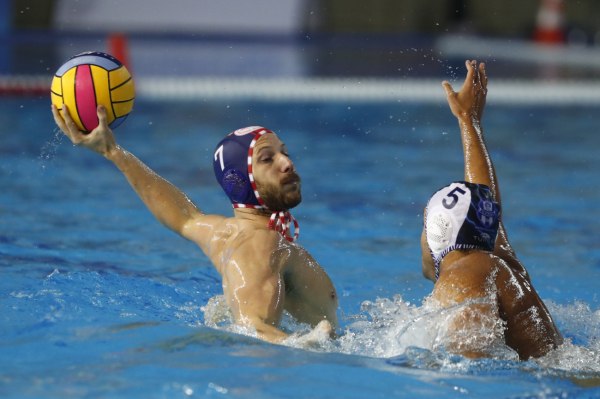 Νόβι Μπέογκραντ – Ολυμπιακός 12-10: Πάλεψαν αλλά λύγισαν οι «ερυθρόλευκοι»